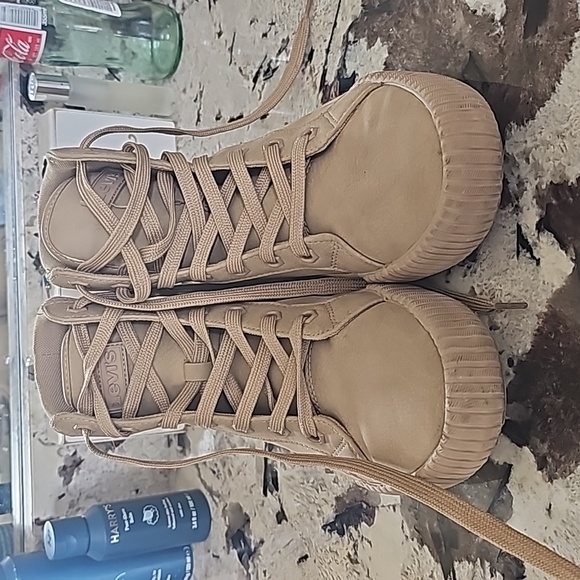 Levi's high top shoe - Picture 2 of 4